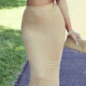 Nude suede skirt